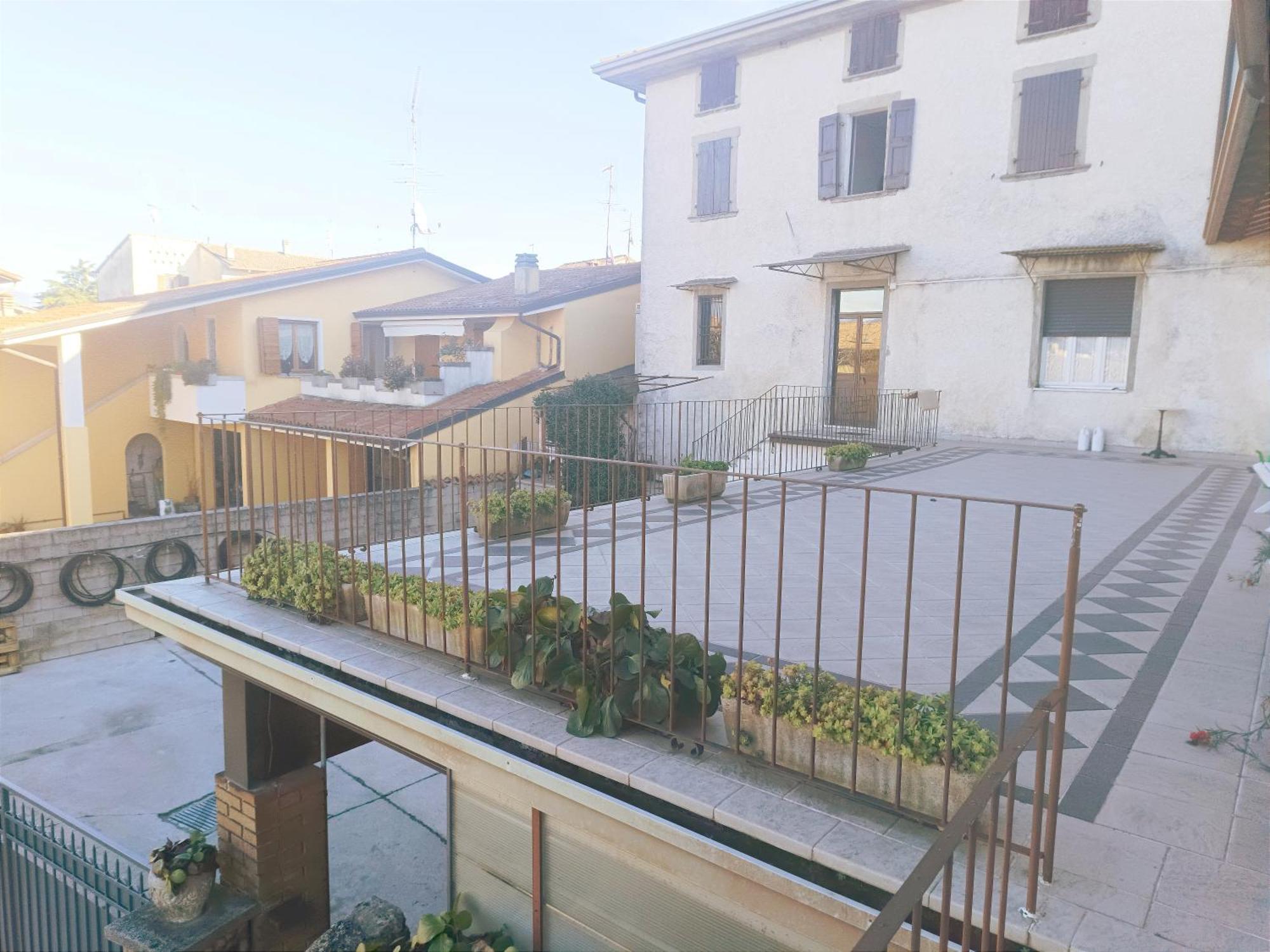 Appartamento In Piazza Moniga del Garda Exterior photo