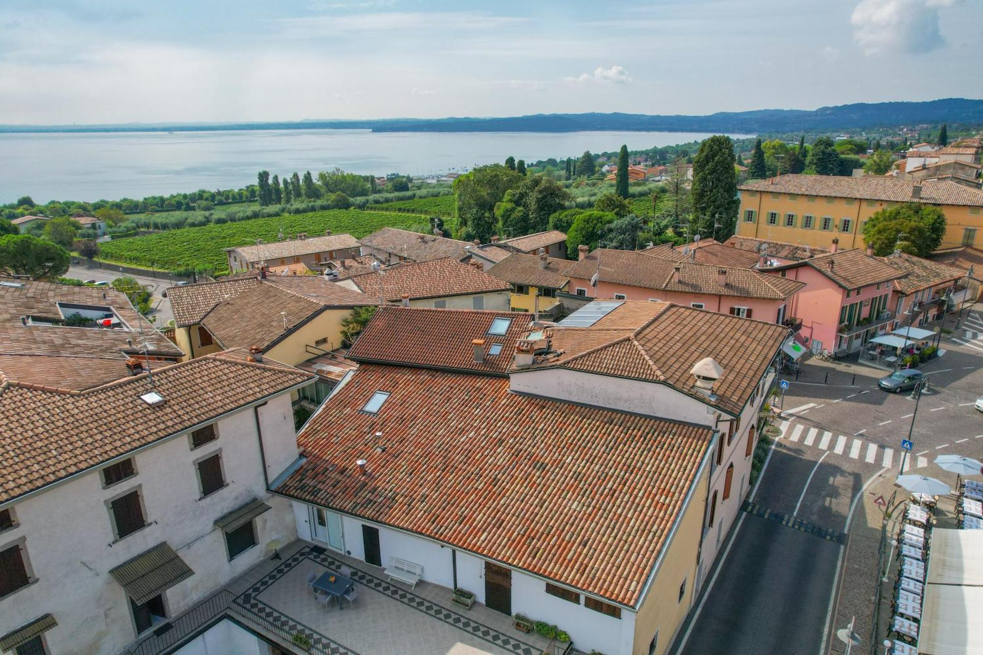 Appartamento In Piazza Moniga del Garda Exterior photo