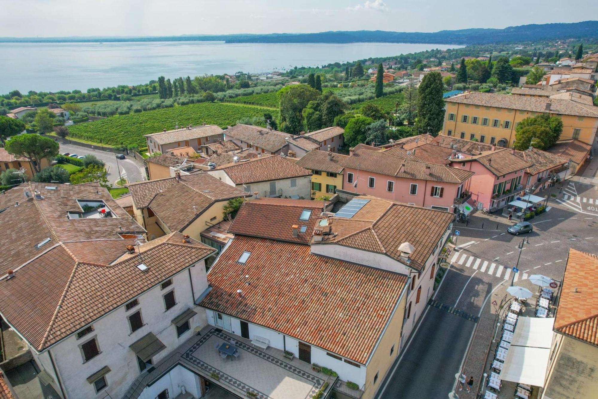 Appartamento In Piazza Moniga del Garda Exterior photo